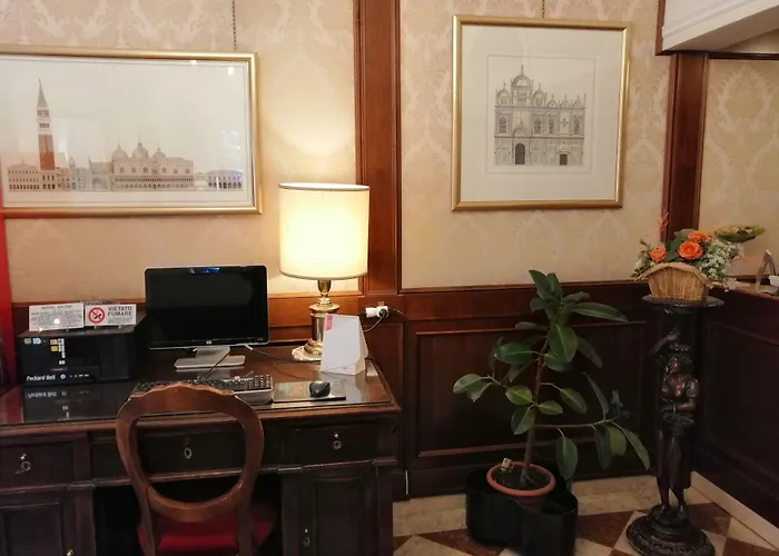 ファリエル 2* ヴェネツィア