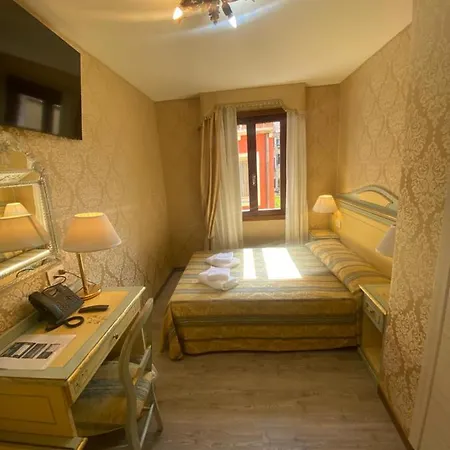 Hotell Falier Venedig
