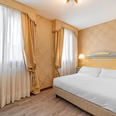 فالير فندق البندقية