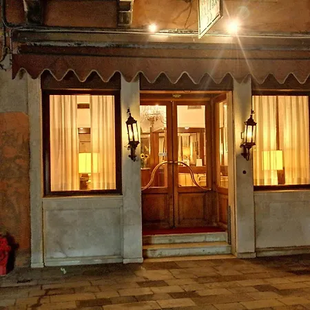 Hotell Falier