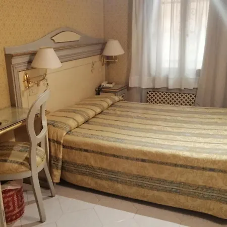 Falier Hotell 2*